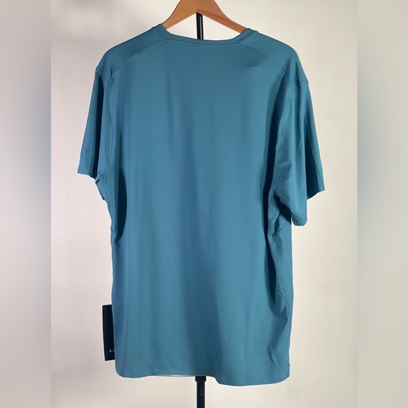 NWT Lululemon Drysense Mesh Short Sleeve Utility Blue size - Picture 6 of 6